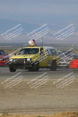 media/Sep-28-2025-24 Hours of Lemons (Sun) [[5dfe0e5f6e]]/9am (Star Mazda)/